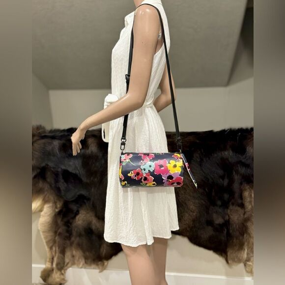Handmade Genuine Cowhide Floral Print Barrel Bag/Crossbody with 2 Strap Styles - Picture 6 of 15